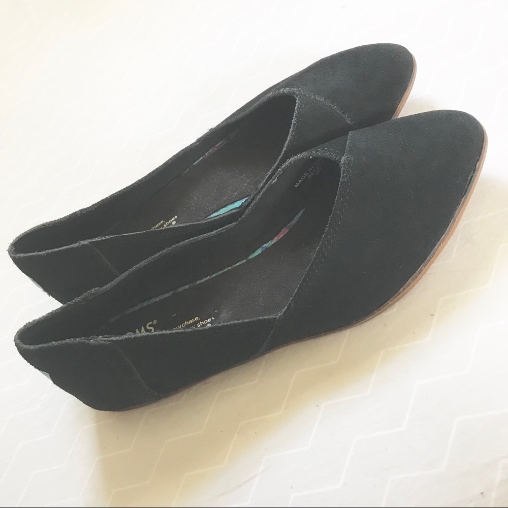 Suede TOMS flats